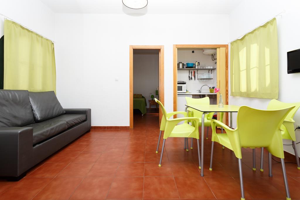Camping La Sierrecilla Humilladero Номер фото