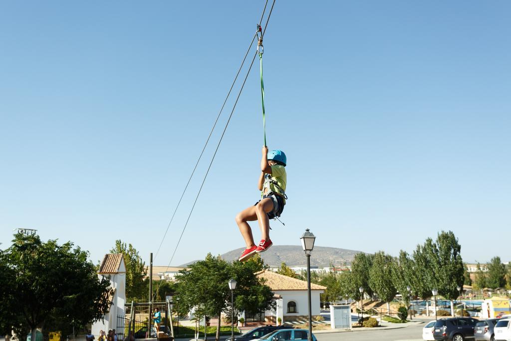 Camping La Sierrecilla Humilladero Екстер'єр фото